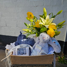 Load image into Gallery viewer, Hey Baby! Hamper