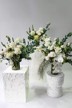 Load image into Gallery viewer, Seasonal Green and White vase design