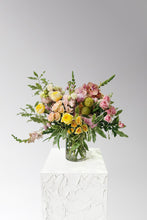 Load image into Gallery viewer, Seasonal Pastel vase design