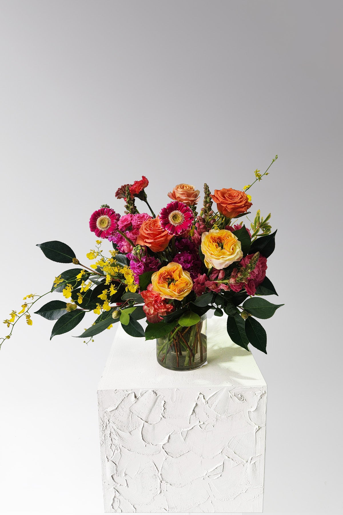 Seasonal Cheery & Bright vase design