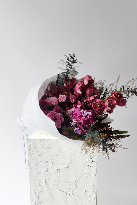 Seasonal Deep & Moody bouquet