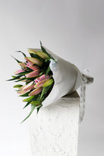 Load image into Gallery viewer, Pink Oriental Bouquet