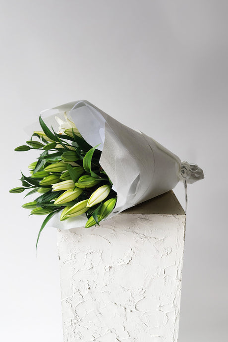 White Oriental Bouquet