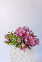Load image into Gallery viewer, Pink Oriental Bouquet