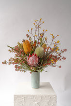 Load image into Gallery viewer, Seasonal Native vase design