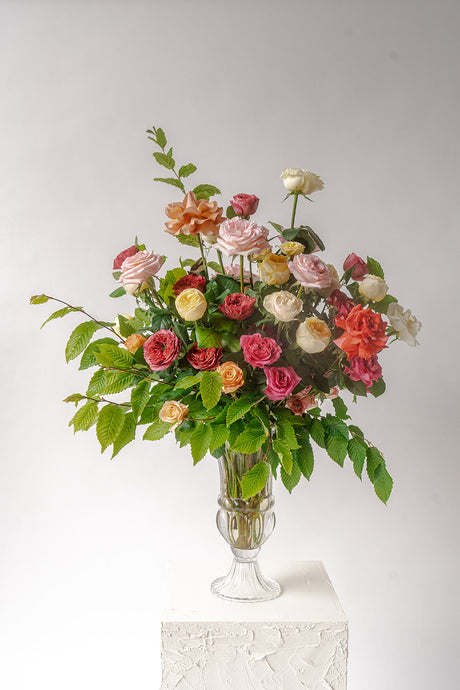 Luxe rose urn design