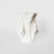Load image into Gallery viewer, Coral Vase Medium