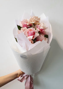Pastel pinks reflexed rose bouquet
