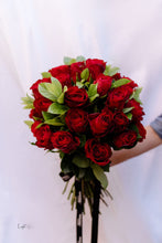 Load image into Gallery viewer, Red Rose Posy